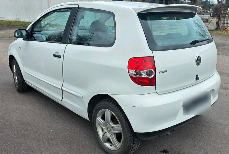 Usata VW Fox 54 CV (39 kW) 2010 Bianco Utilitaria