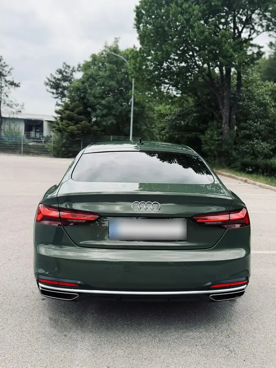 Gebraucht Audi A5 Ambiente 150 PS (110 kW) 2025 Grün Limousine