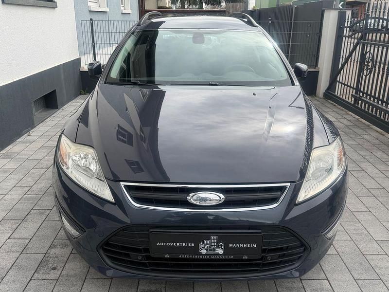 Gebraucht Ford Mondeo Trend 120 PS (88 kW) 2010 Grau Limousine