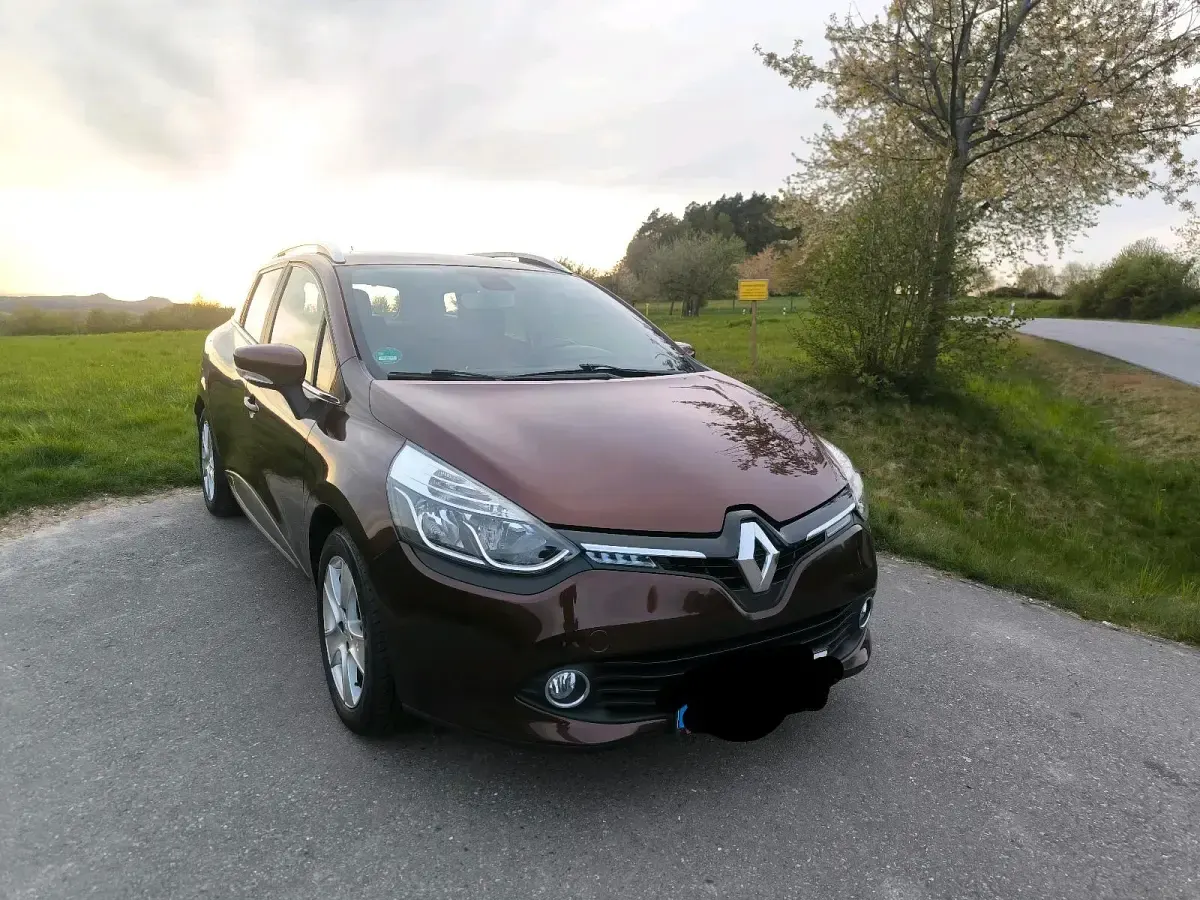 Gebraucht Renault Clio GrandTour 73 PS (53 kW) 2015 Braun Kombi