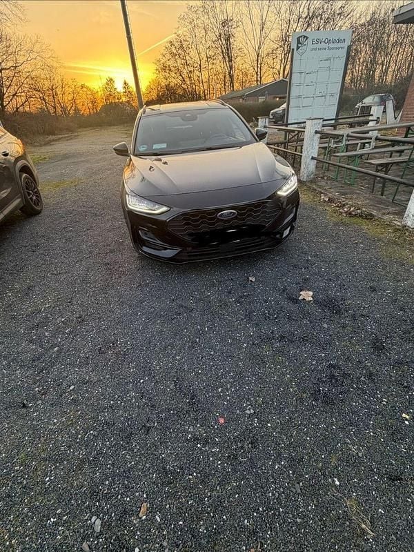 Gebraucht Ford Focus ST-Line X 155 PS (114 kW) 2024 Schwarz Kombi