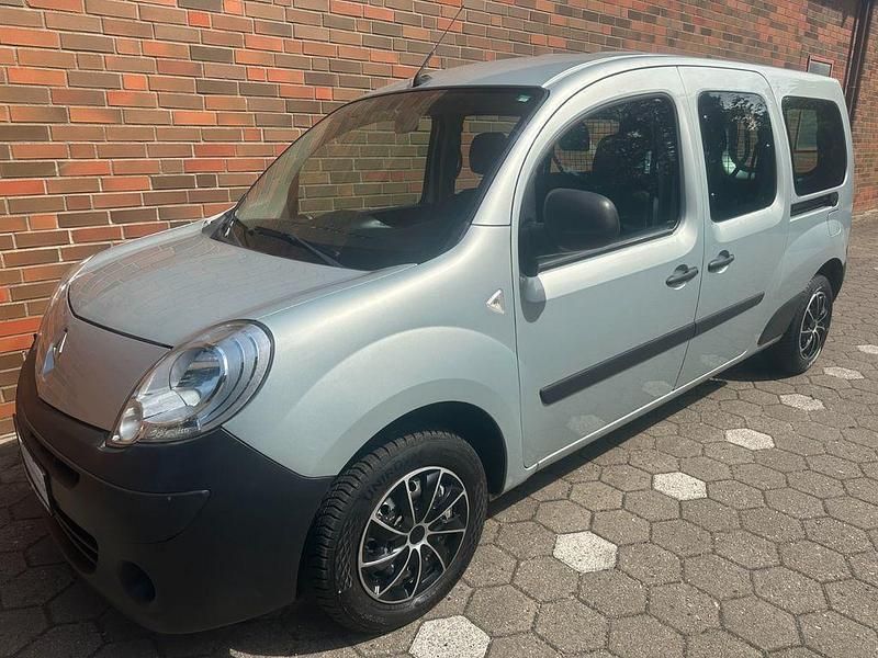 Grau Gebraucht 2013 Renault Kangoo Van / Kleinbus | 6.950 € (Teuer) - Bild 1/4