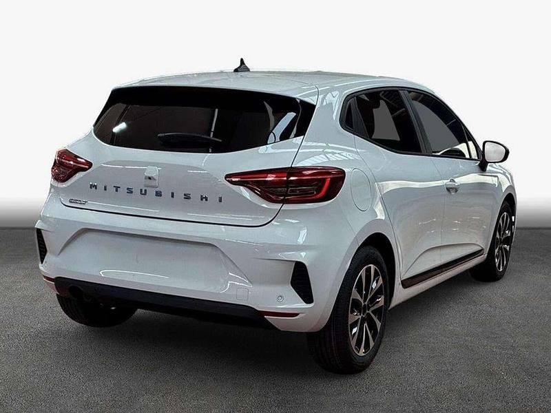 Neu Mitsubishi Colt Plus 91 PS (66 kW) 2025 Antarktisweiß Kleinwagen