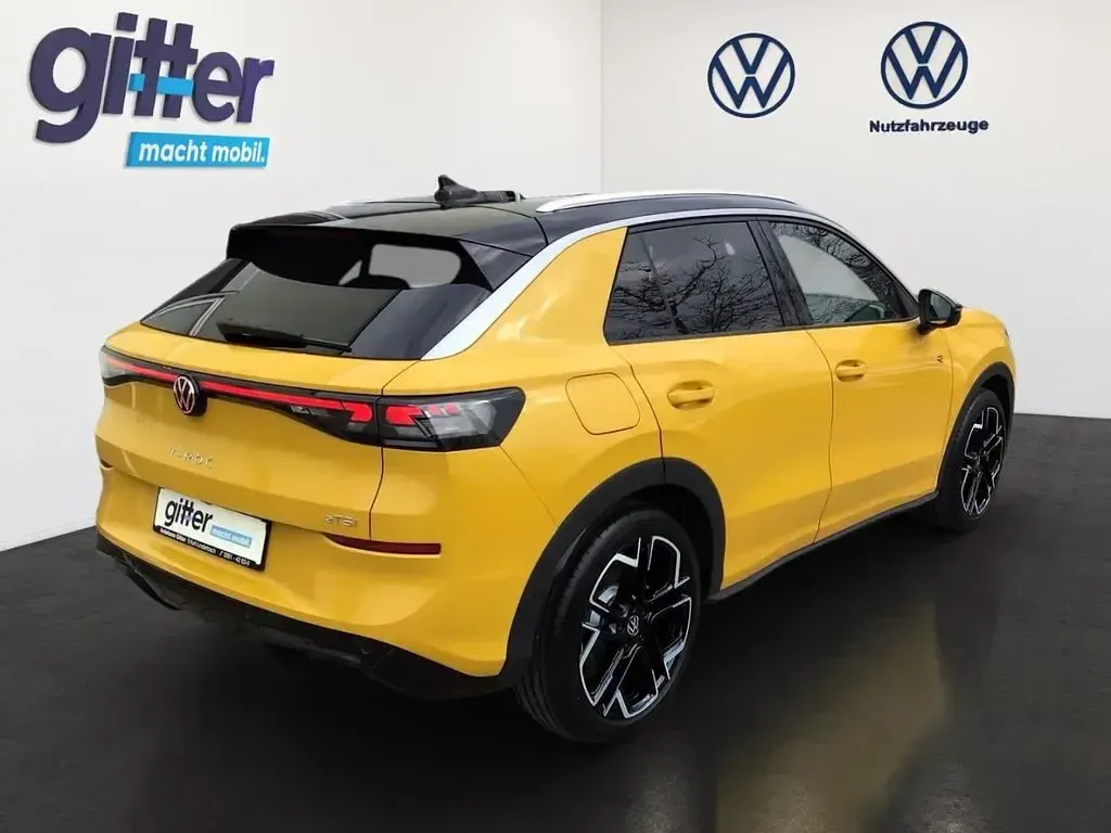 Gebraucht VW T-Roc R-line 150 PS (110 kW) 2026 Gelb SUV
