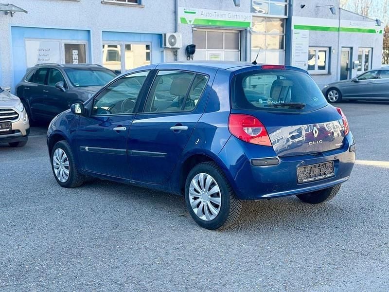 Gebraucht Renault Clio III Privilege 111 PS (81 kW) 2006 Blau Limousine