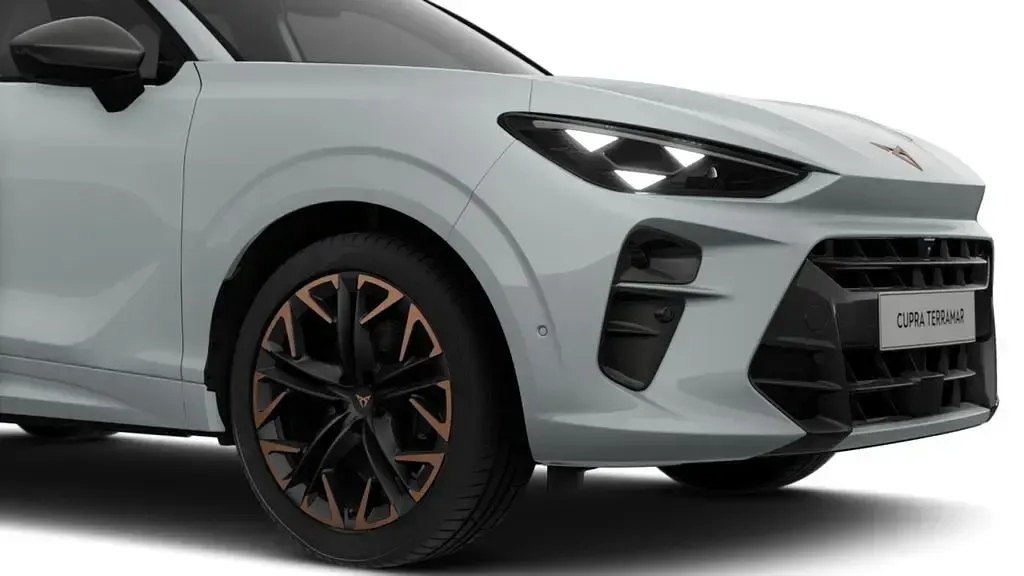 Gebraucht Cupra Terramar 204 PS (150 kW) 2026 Weiß SUV