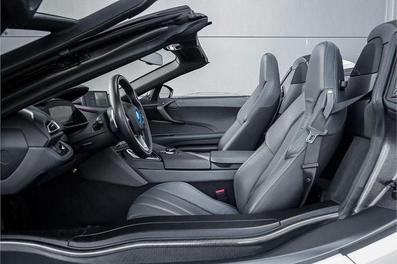Gebraucht BMW i8 374 PS (275 kW) 2019 Weiß Cabrio