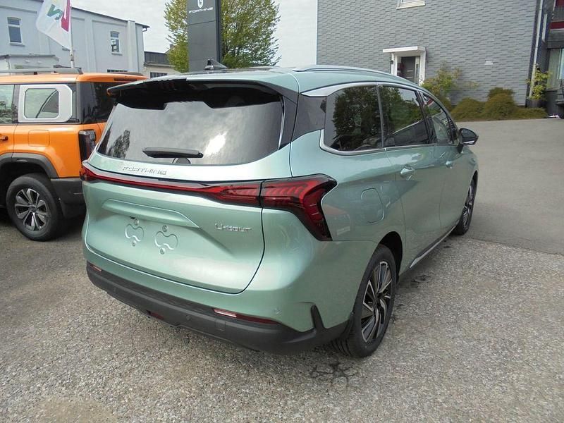 Nouvelle DFSK Forthing 4 177 ch (130 kW) 2026 Vert Monospace