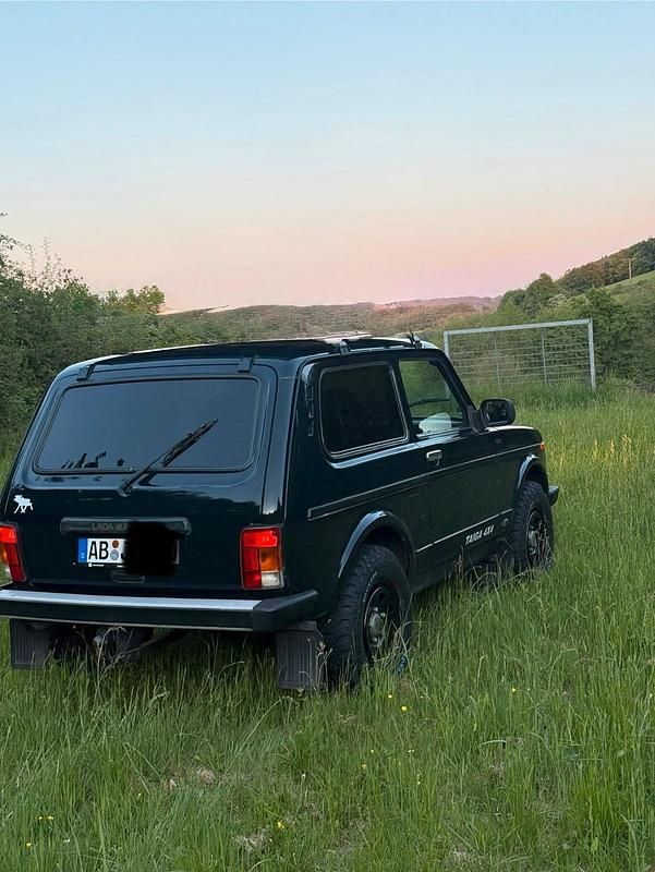 Gebraucht 2014 Lada Taiga SUV | 8.999 € (Fairer Preis) - Bild 1/4