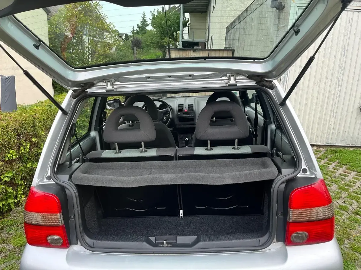 Gebraucht VW Lupo 50 PS (36 kW) 2002 Silber Kleinwagen