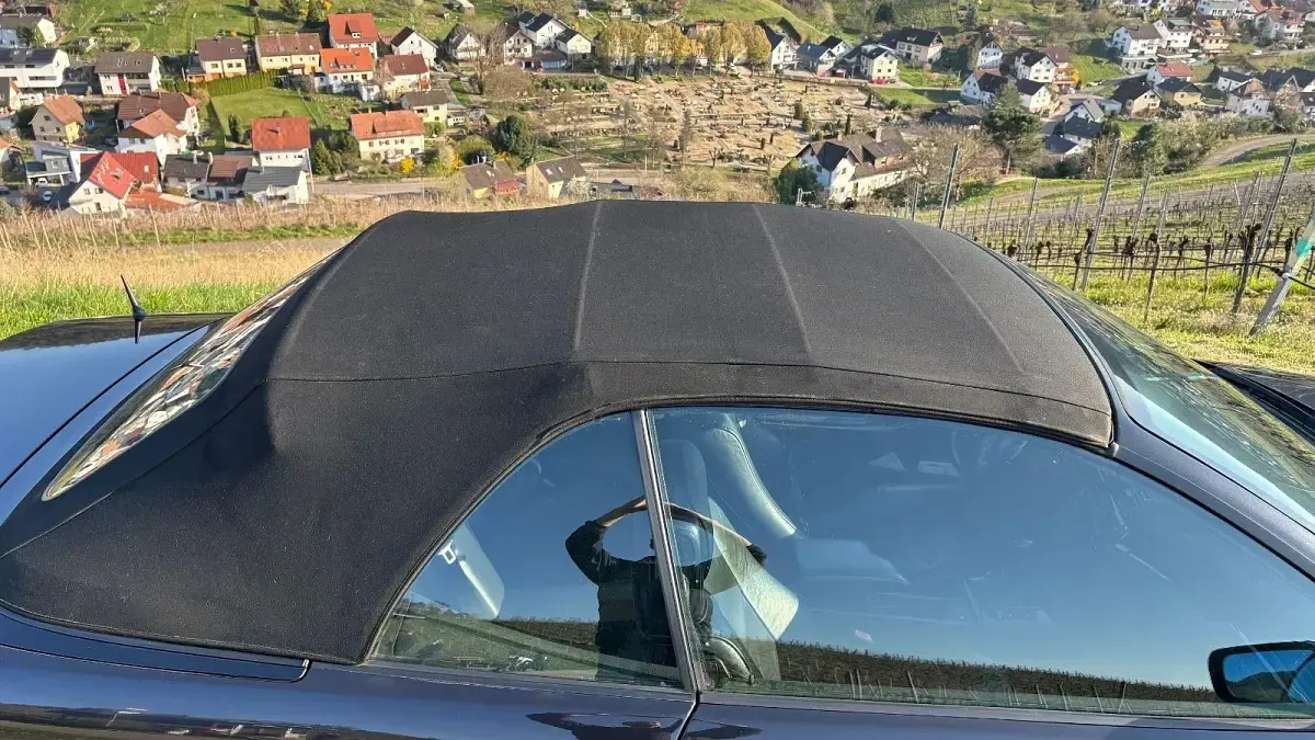 Gebraucht BMW 318 Cabriolet 150 PS (110 kW) 2006 Schwarz Cabrio