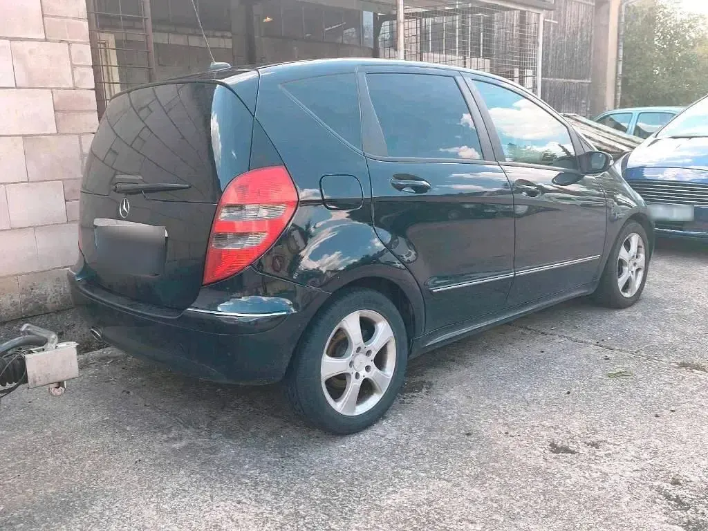 Gebraucht Mercedes A180 110 PS (80 kW) 2008 Schwarz Limousine