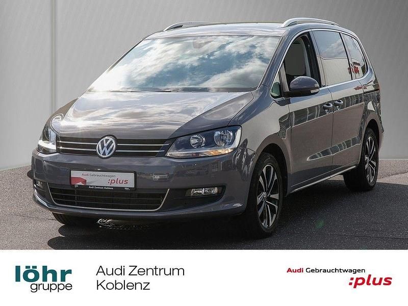 Grau Gebraucht 2021 VW Sharan United Van / Kleinbus | 28.980 € (Etwas zu teuer) - Bild 1/4