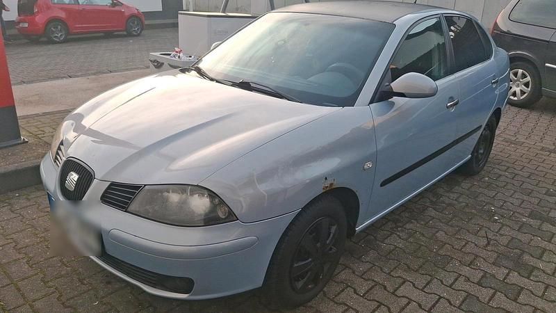 Gebraucht Seat Cordoba 101 PS (74 kW) 2005 Blau Limousine