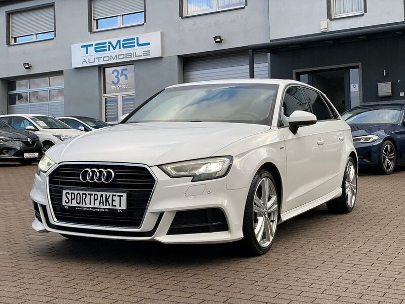 Weiß Gebraucht 2020 Audi A3 Sportback S-Line Limousine | 16.999 € (Etwas zu teuer) - Bild 1/4