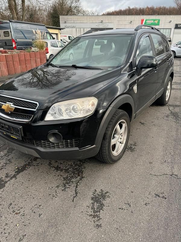 Schwarz Gebraucht 2007 Chevrolet Captiva SUV | 1.750 € - Bild 1/4