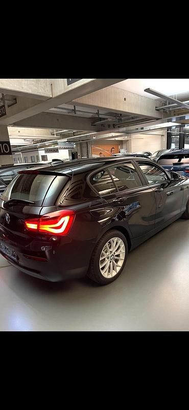 Gebraucht BMW 118 136 PS (100 kW) 2018 Schwarz Kleinwagen
