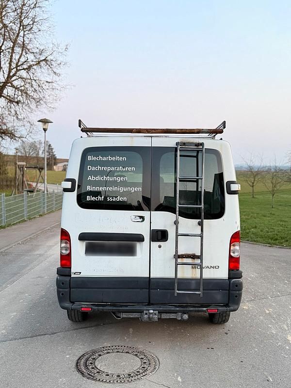 Gebraucht Opel Movano 105 PS (77 kW) 2010 Weiß Van / Kleinbus