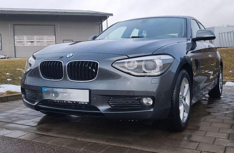 Gebraucht BMW 116 Efficient Dynamics 116 PS (85 kW) 2014 Grau Kleinwagen