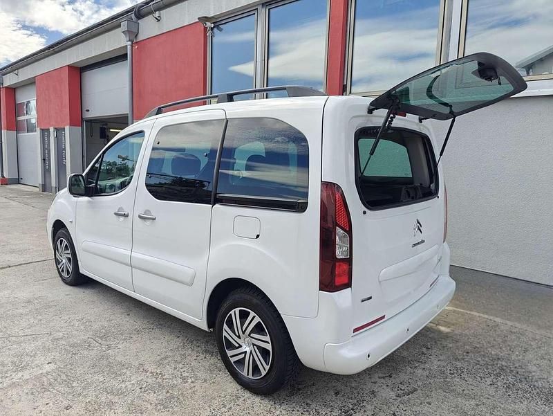 Weiß Gebraucht 2016 Citroën Berlingo Van / Kleinbus | 8.500 € (Fairer Preis) - Bild 1/4