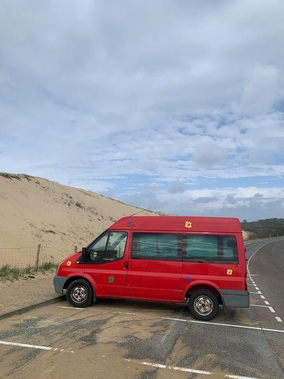 Rot Gebraucht 2008 Ford Transit Van / Kleinbus | 8.999 € - Bild 1/4