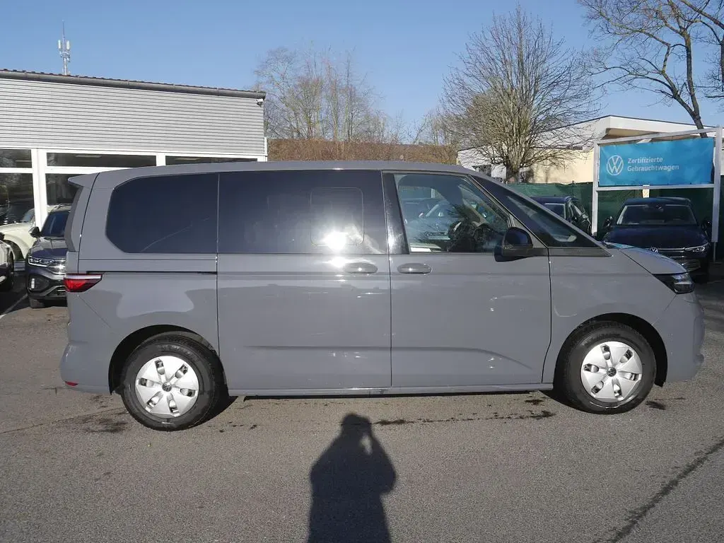 Używany VW Multivan 150 KM (110 kW) 2024 Minivan