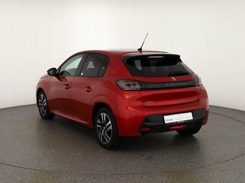 Gebraucht Peugeot 208 101 PS (74 kW) 2023 Rot Kleinwagen