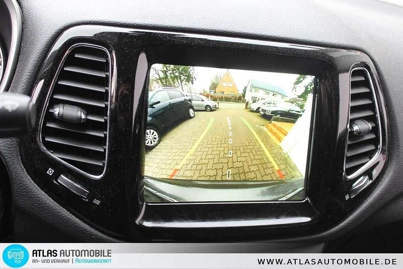 Gebraucht Jeep Cherokee 170 PS (125 kW) 2019 Granite crystal met. clear coa SUV