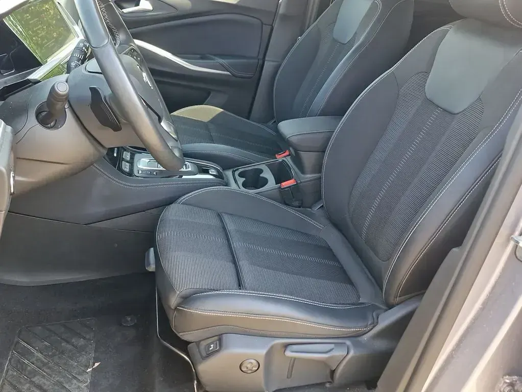 Gebraucht Opel Grandland X Elegance 224 PS (164 kW) 2023 Grau SUV