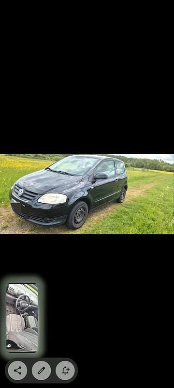 Second-hand VW Fox 55 CP (40 kW) 2005 Negru Hatchback