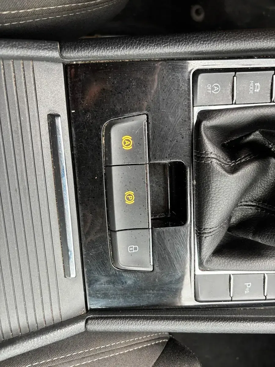 Używany Skoda Superb 150 KM (110 kW) 2016 Srebrny Kombi