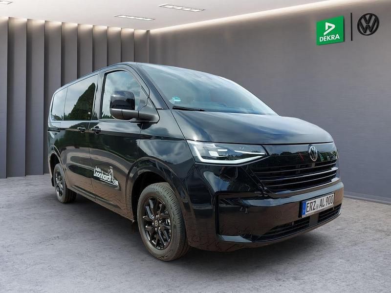 Gebraucht VW Caravelle Life 150 PS (110 kW) 2025 Schwarz Van / Kleinbus