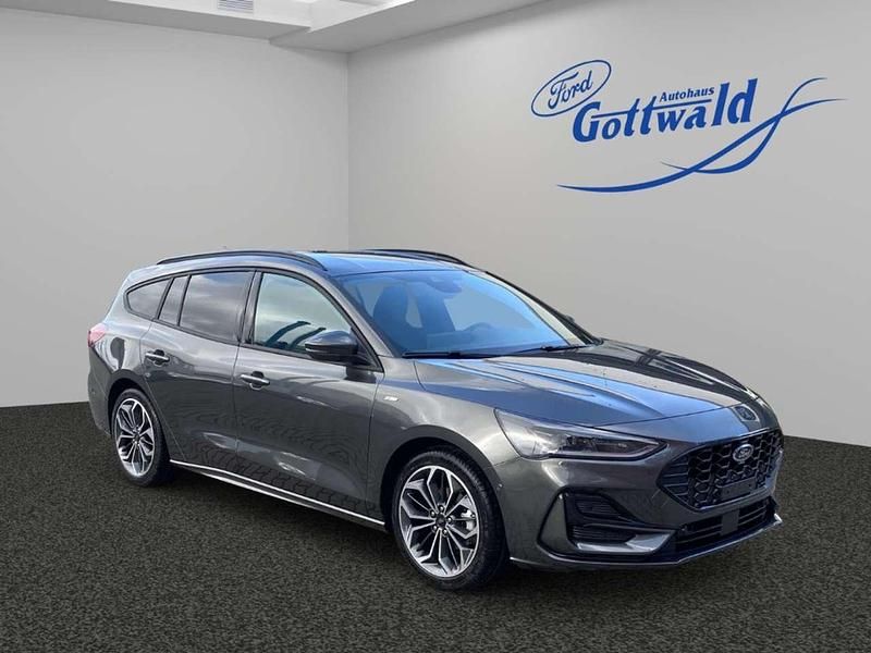 Magneticgrau (metallic) Neu 2025 Ford Focus ST-Line X Kombi | 37.990 € - Bild 1/4