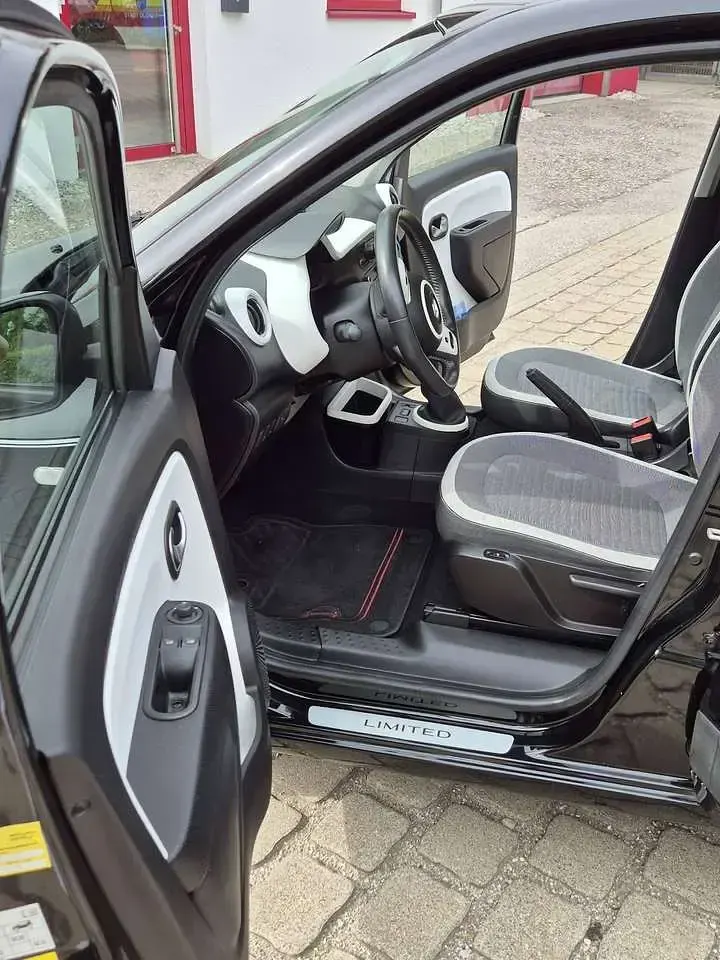 Gebraucht Renault Twingo SE 71 PS (52 kW) 2017 Schwarz Kleinwagen