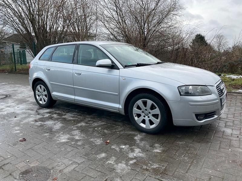 Gebraucht Audi A3 102 PS (75 kW) 2005 Silber Kleinwagen