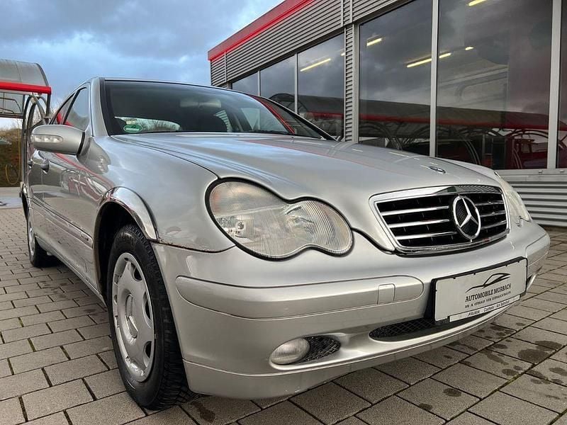 Gebraucht Mercedes C180 Classic 129 PS (94 kW) 2001 Silber Limousine