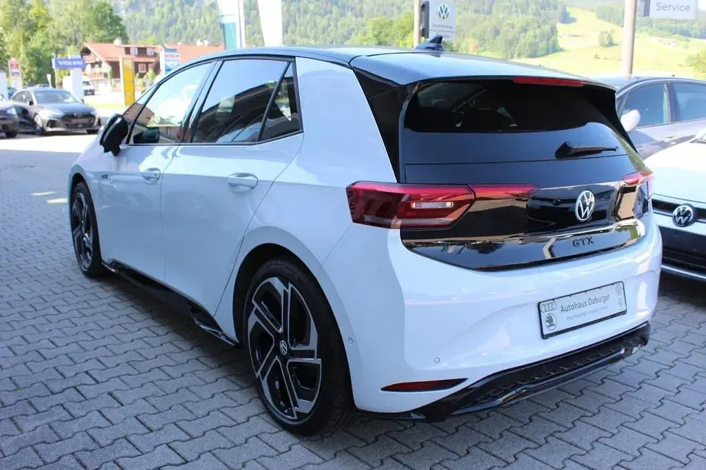 Gebraucht VW ID.3 GTX 210 kW (286 PS) 2025 Weiß Kleinwagen
