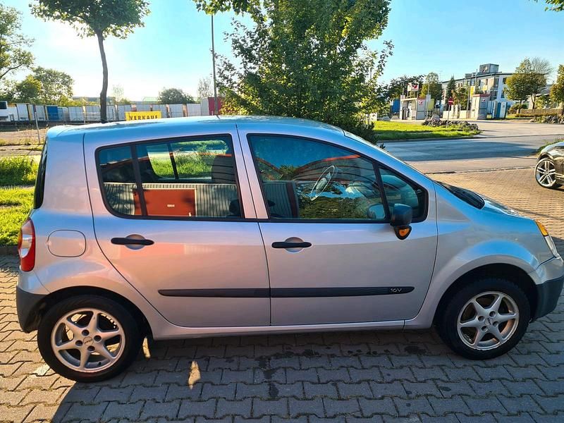 Gebraucht Renault Modus 75 PS (55 kW) 2006 Grau Van / Kleinbus