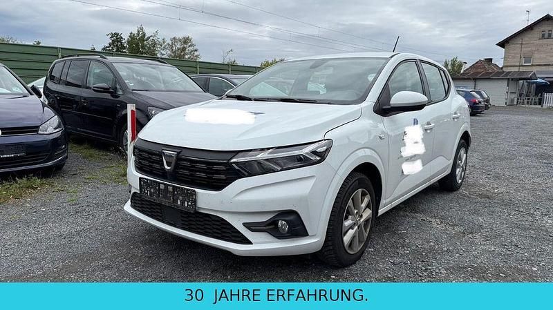 Weiß Gebraucht 2022 Dacia Sandero Comfort Kleinwagen | 7.880 € (Superpreis) - Bild 1/4
