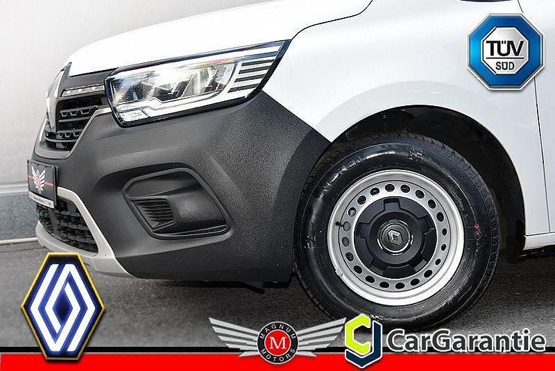 Weiß Gebraucht 2022 Renault Kangoo Rapid Advance Van / Kleinbus | 12.990 € (Fairer Preis) - Bild 1/4