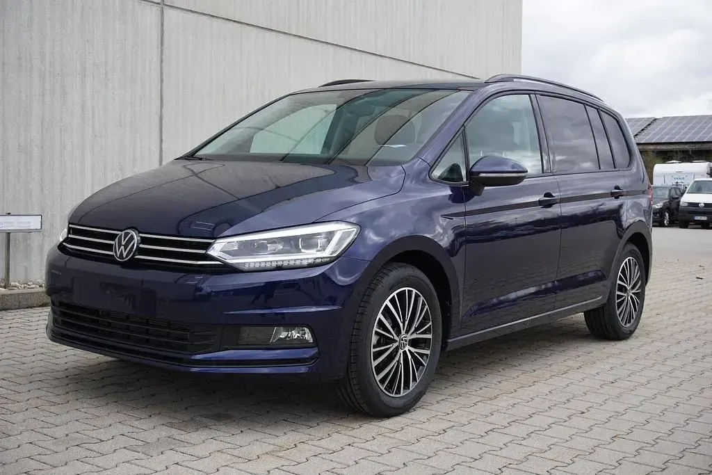 Neu VW Touran 150 PS (110 kW) 2026 Atlantik blue metallic Van / Kleinbus