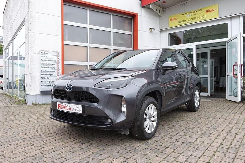 Grau Gebraucht 2022 Toyota Yaris Cross Comfort SUV | 21.900 € (Guter Preis) - Bild 1/4