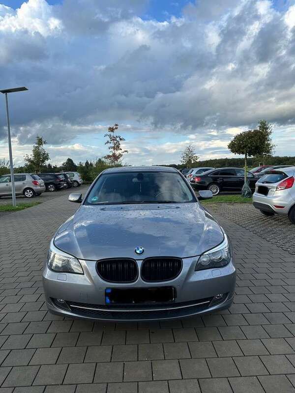 Gebraucht 2009 BMW 523 Limousine | 9.500 € (Etwas zu teuer) - Bild 1/4