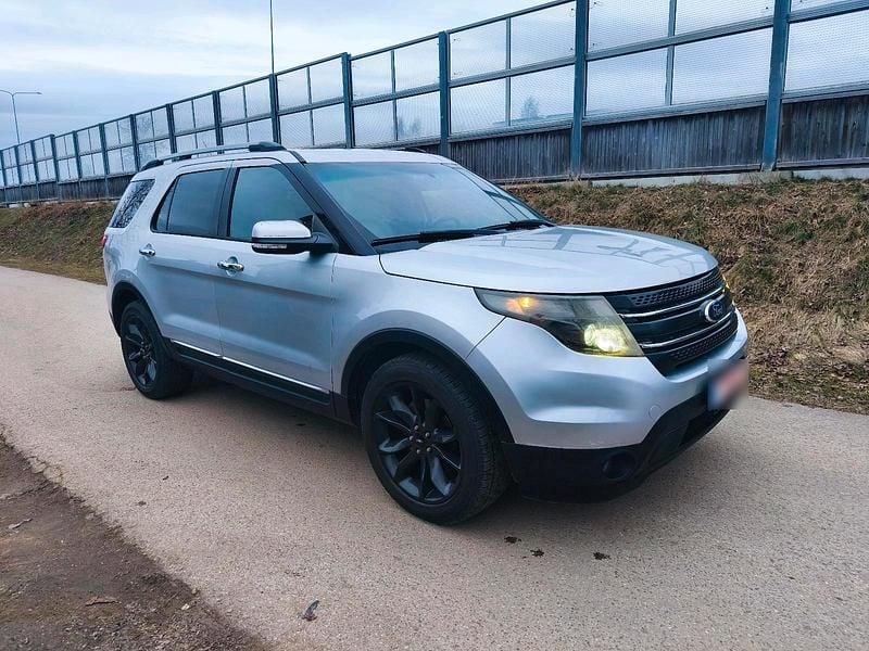 Second-hand Ford Explorer Limited 300 CP (220 kW) 2014 Argintiu SUV