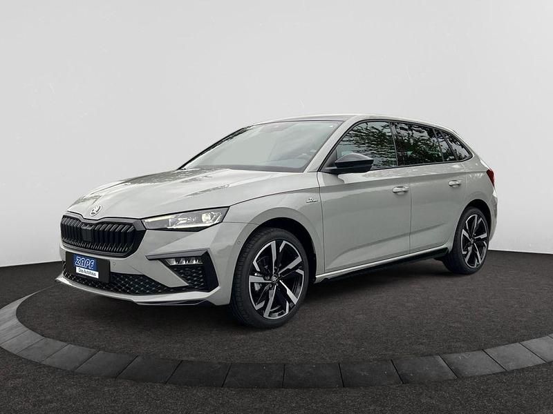 Grau Neu 2025 Skoda Scala Monte Carlo Kleinwagen | 31.290 € (Teuer) - Bild 1/4
