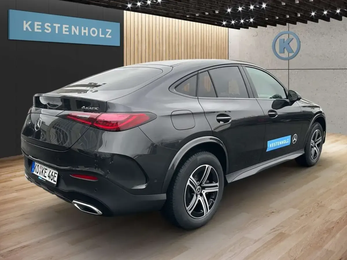 Gebraucht Mercedes GLC300de AMG 197 PS (144 kW) 2026 Grau Coupé
