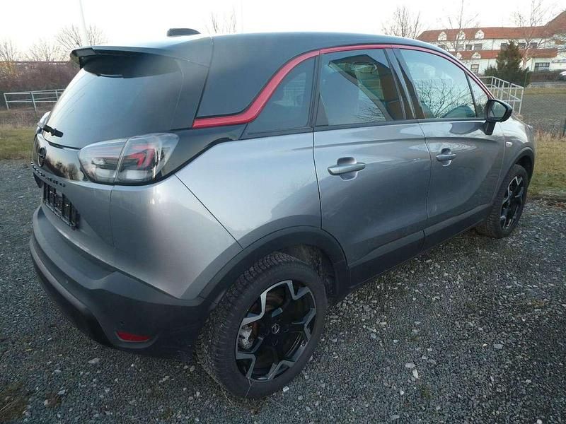 Gebraucht Opel Crossland X GS Line 131 PS (96 kW) 2022 Kontrast grau/quarz silber SUV