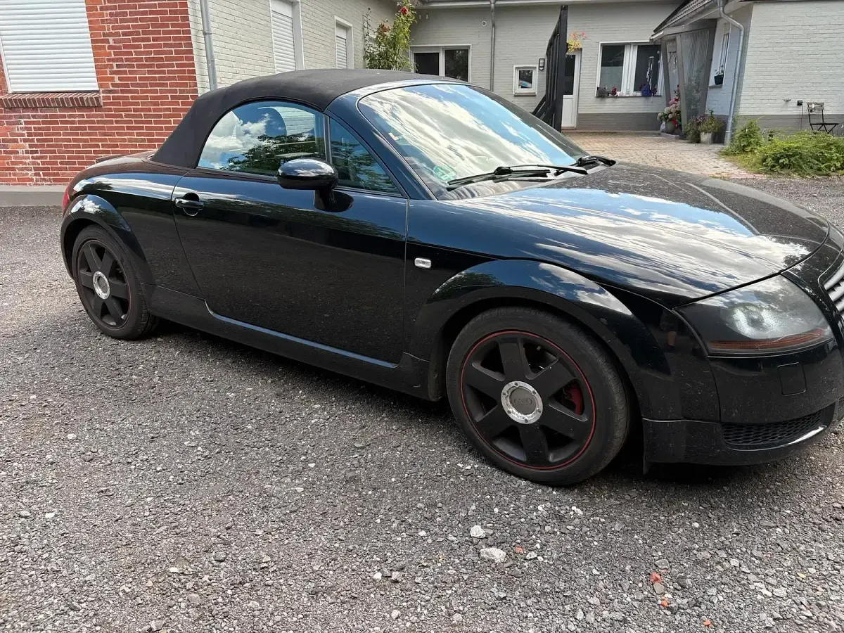 Gebraucht Audi TT Roadster 150 PS (110 kW) 2002 Schwarz Cabrio