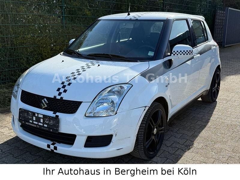 Gebraucht Suzuki Swift Club 92 PS (67 kW) 2010 Weiß Kleinwagen