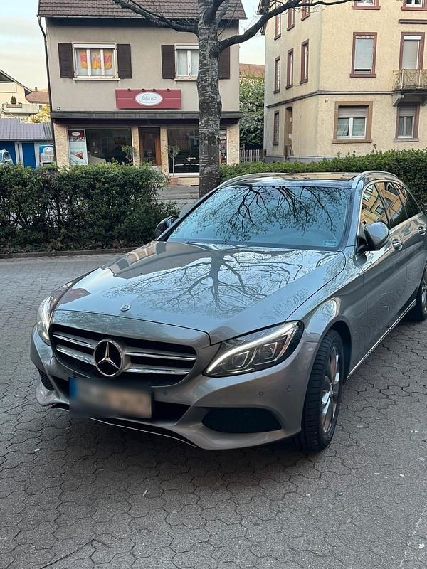 Gebraucht Mercedes C220 170 PS (125 kW) 2015 Silber Kombi